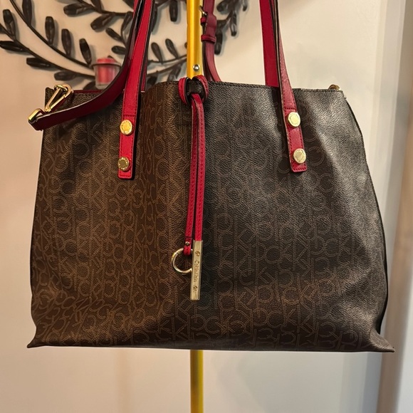Calvin Klein Brown and Red Shoulder Bag with Gold Accents - Picture 1 of 16